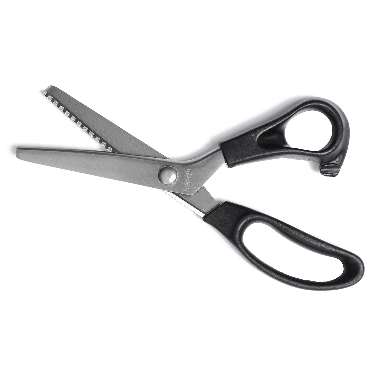 What Are Pinking Shears And How To Use Them? 