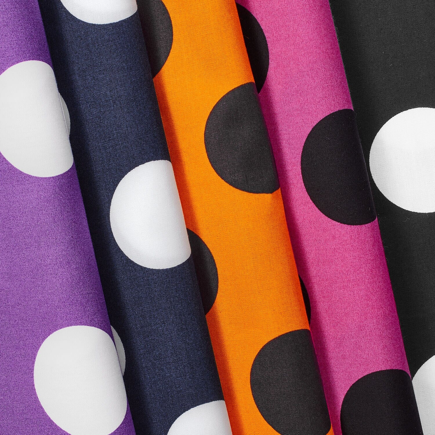 Extra Large Polka Dot Printed Cotton Poplin (58/60 Inch)