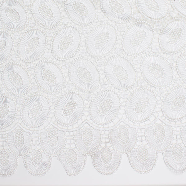 Geometric Circle Guipure Venetian Lace