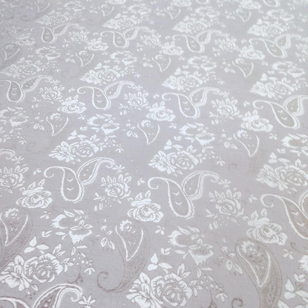 Paisley Flower Metallic Brocade