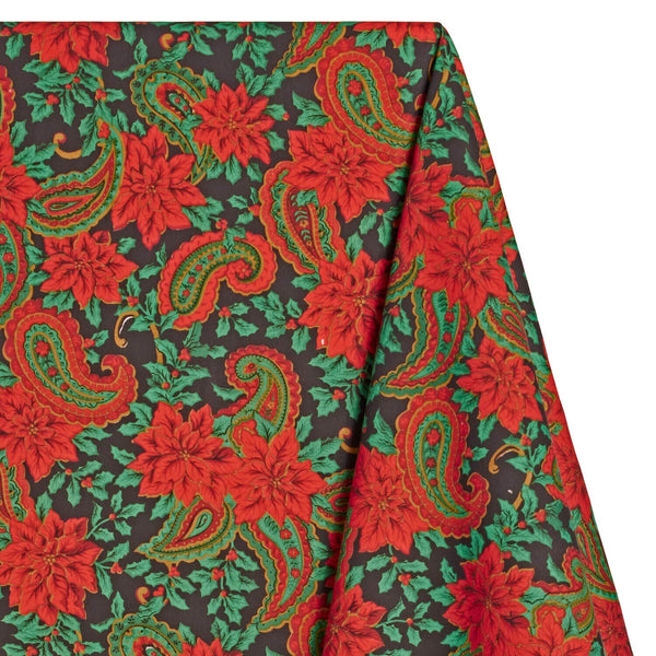 Holiday Paisley Print Broadcloth